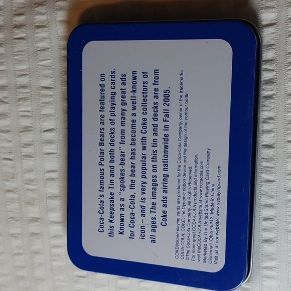 2/$30 2005 Collectible Coca- Cola Polar Bears Tin with 2 decks of Playing Cards - Picture 2 of 9